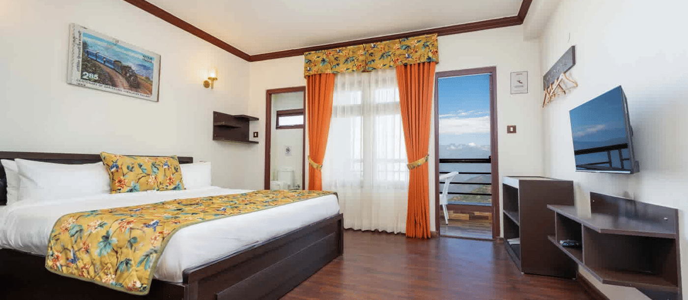  PREMIUM ROOM WITH BALCONY, MOUNTAIN & RIVER VIEW